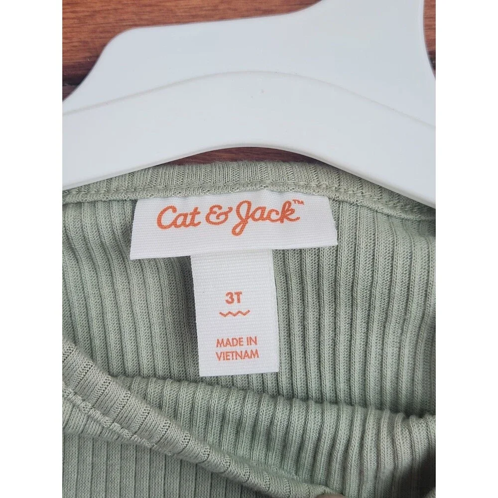 2 Pack Brand New Cat & Jack dresses 3t, Light Olive